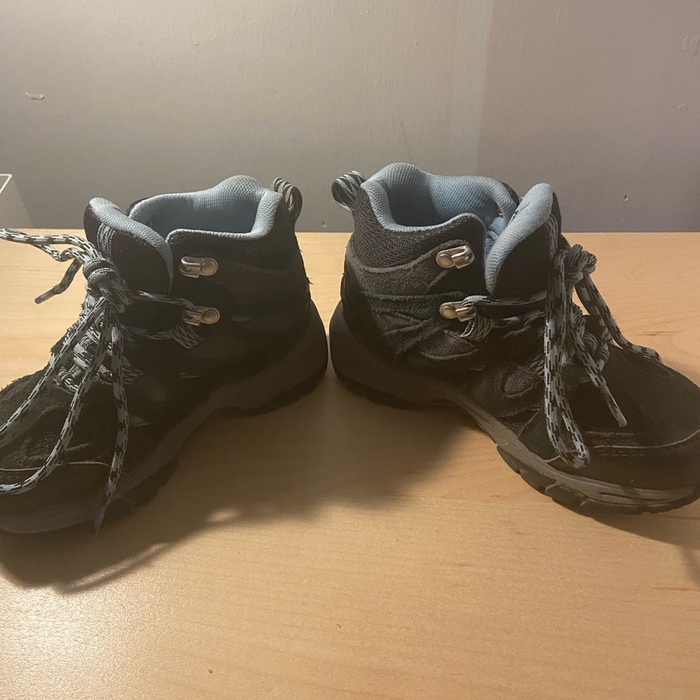 LLBean Kids Winter Boots - Picture 4 of 5